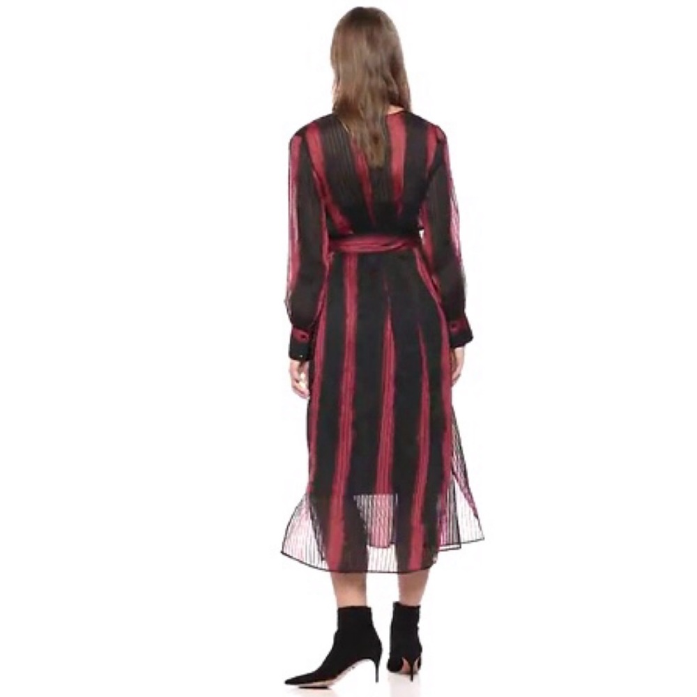 New BCBGMAXAZRIA Dress - Picture 3 of 8
